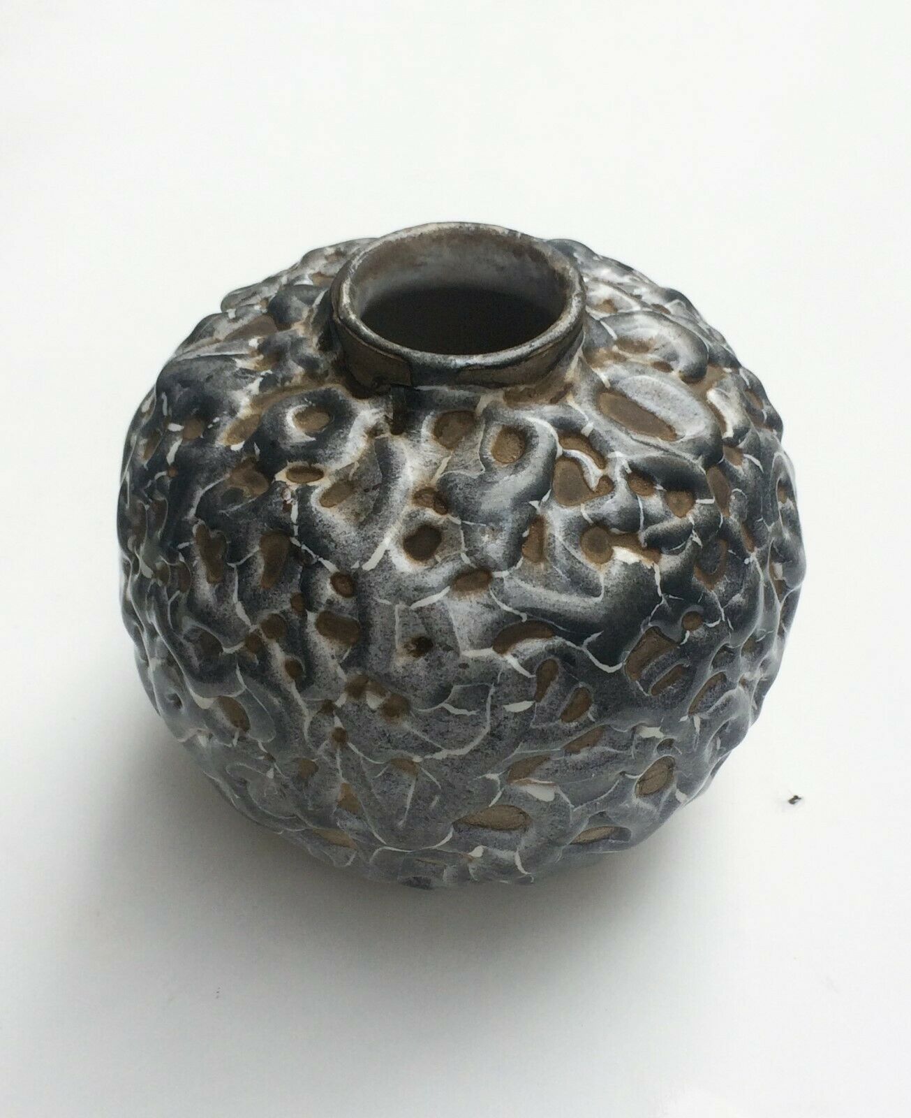 Vase ceramic ball enamelled with La Charentaise drippings
