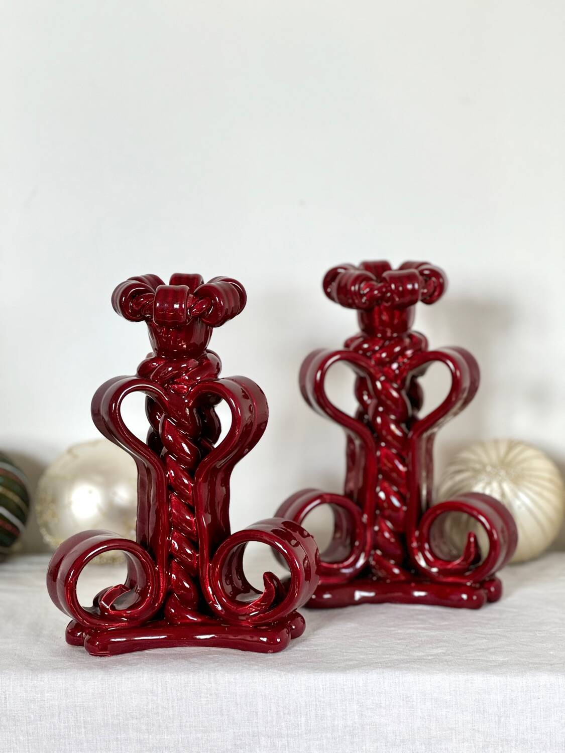 Bougeoirs en barbotine Art Deco