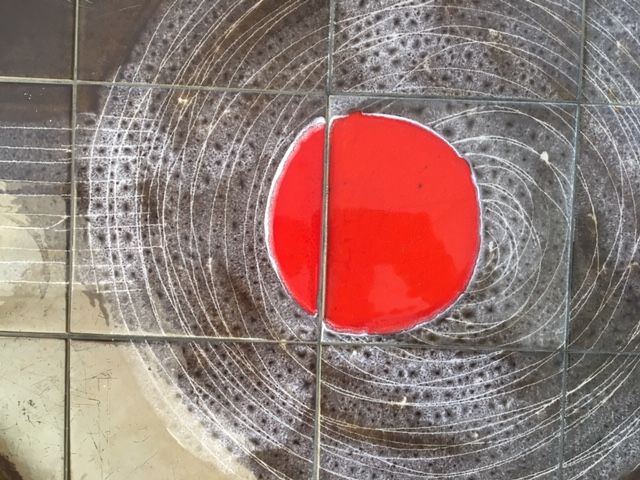 Coffee table 1970 ceramic tiles and stainless steel DAP a comment? 300.00 - DISPONIBLE SKU No.7250