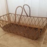 Old wicker couffin