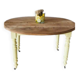 Round folding wooden table