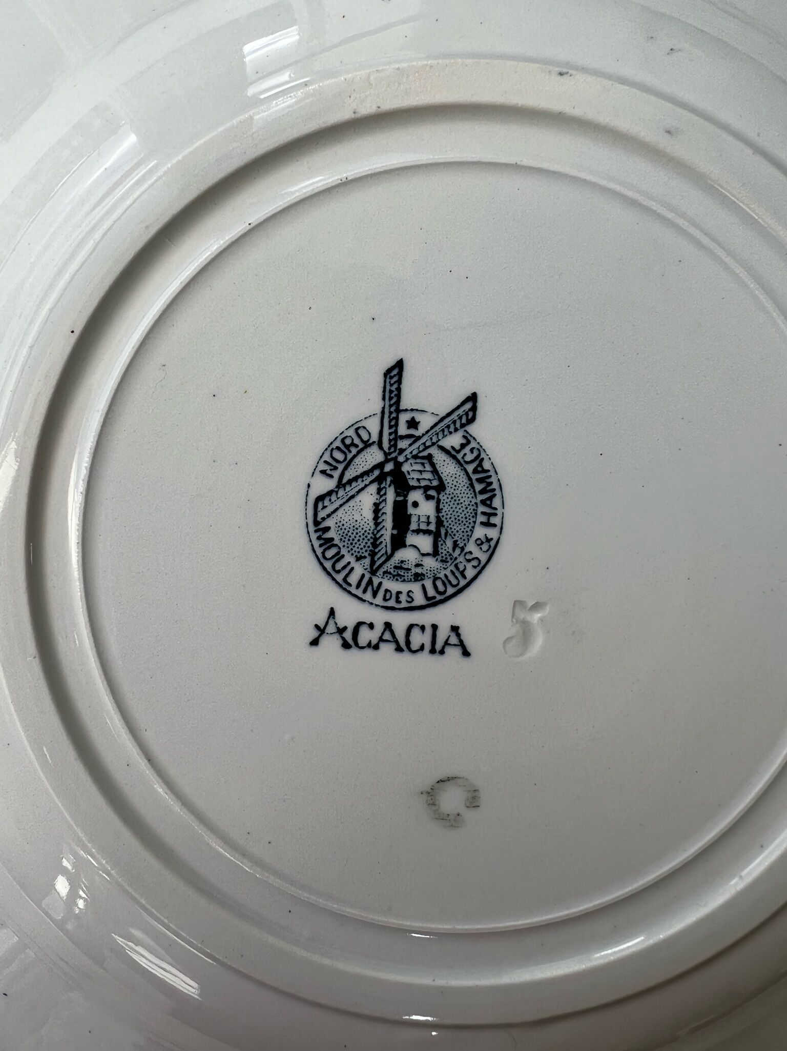 Soup plate - Moulin des Loups et Hamage Acacia model