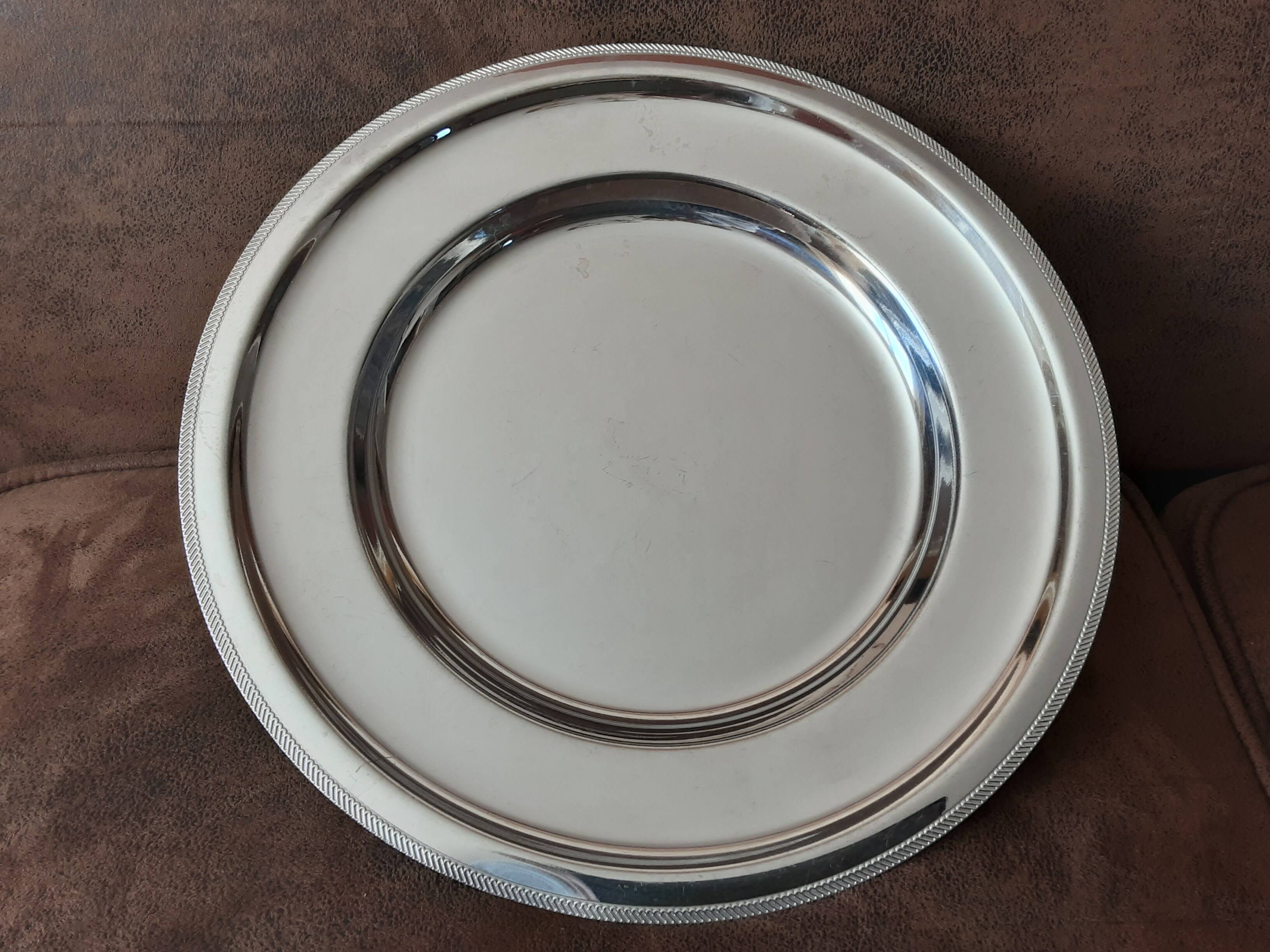 Vintage metal round plate