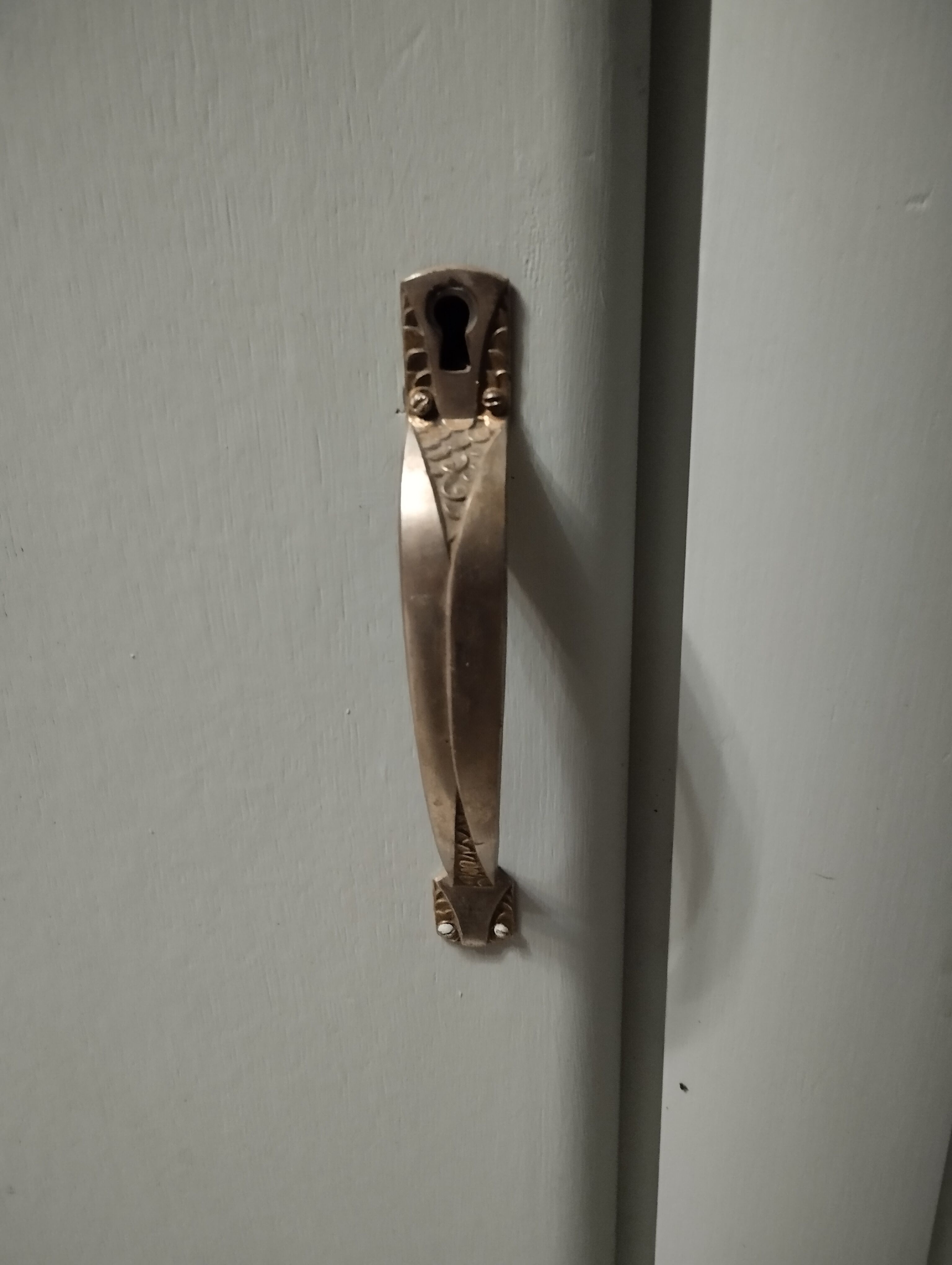 Restyled mado sideboard - 2 doors and 3 drawers