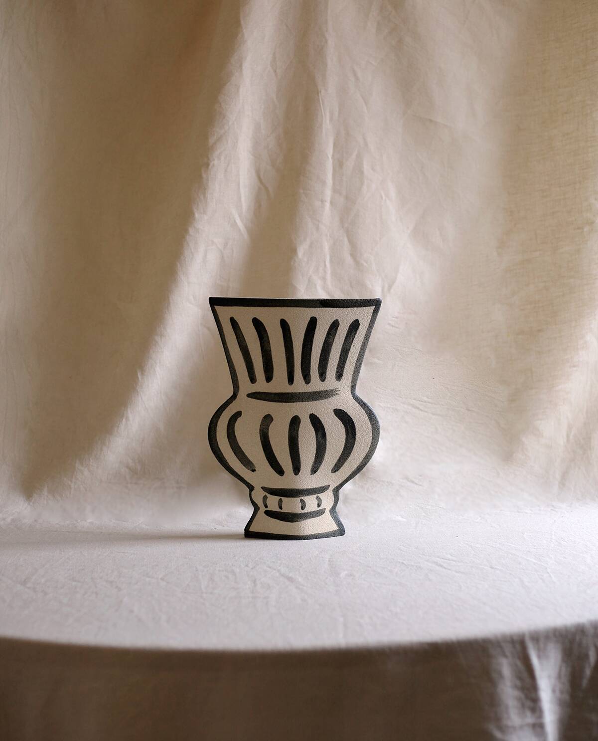 Ceramic Vase 'Volute'