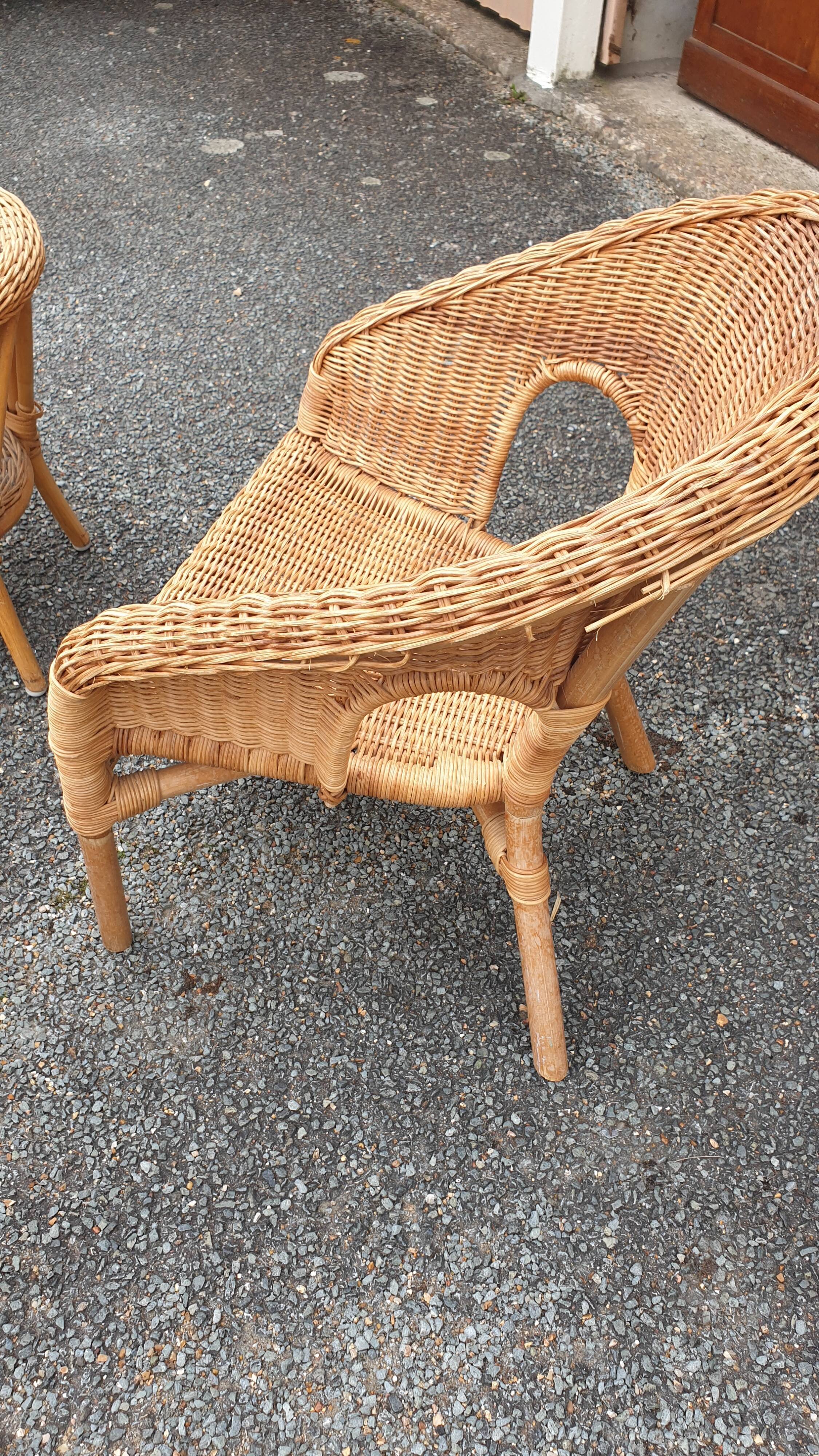 Rattan lounge for children