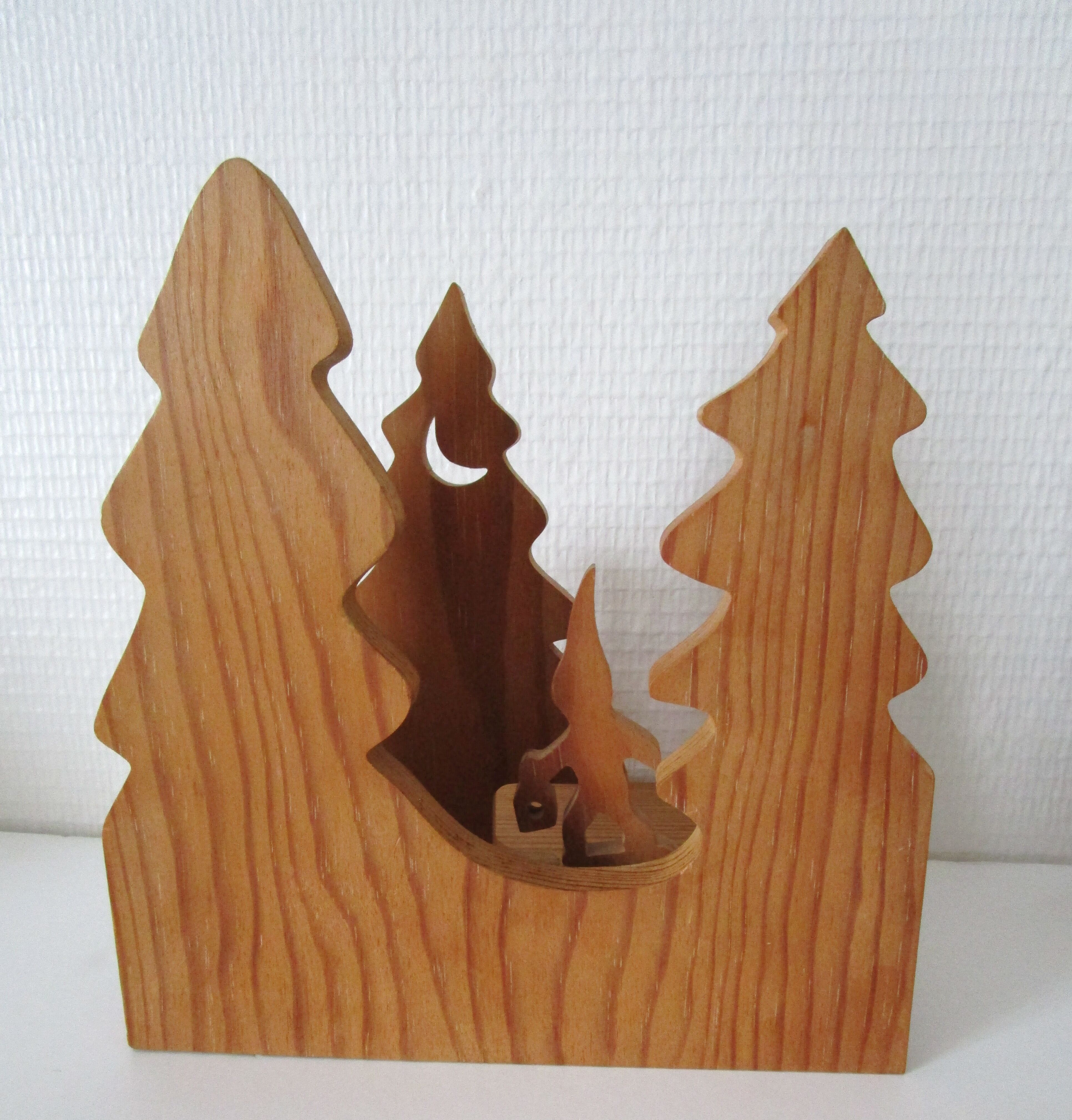 Lampe en sapin massif scandinave vintage
