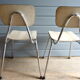 Paire de chaises de cuisine en chrome et skaï années 70