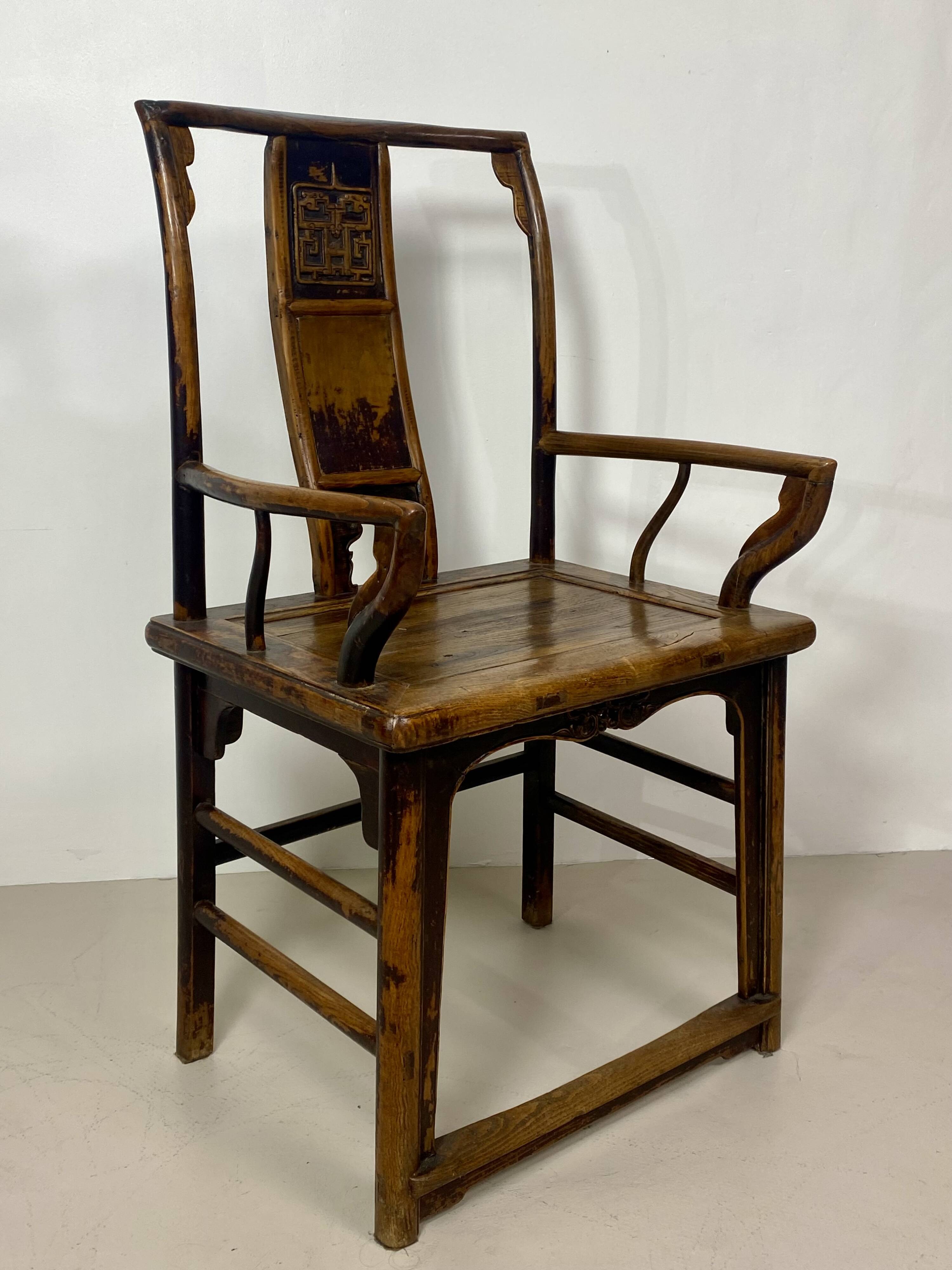 Bonnet de Lettré model chairs in elm, Chinese design, 1900
