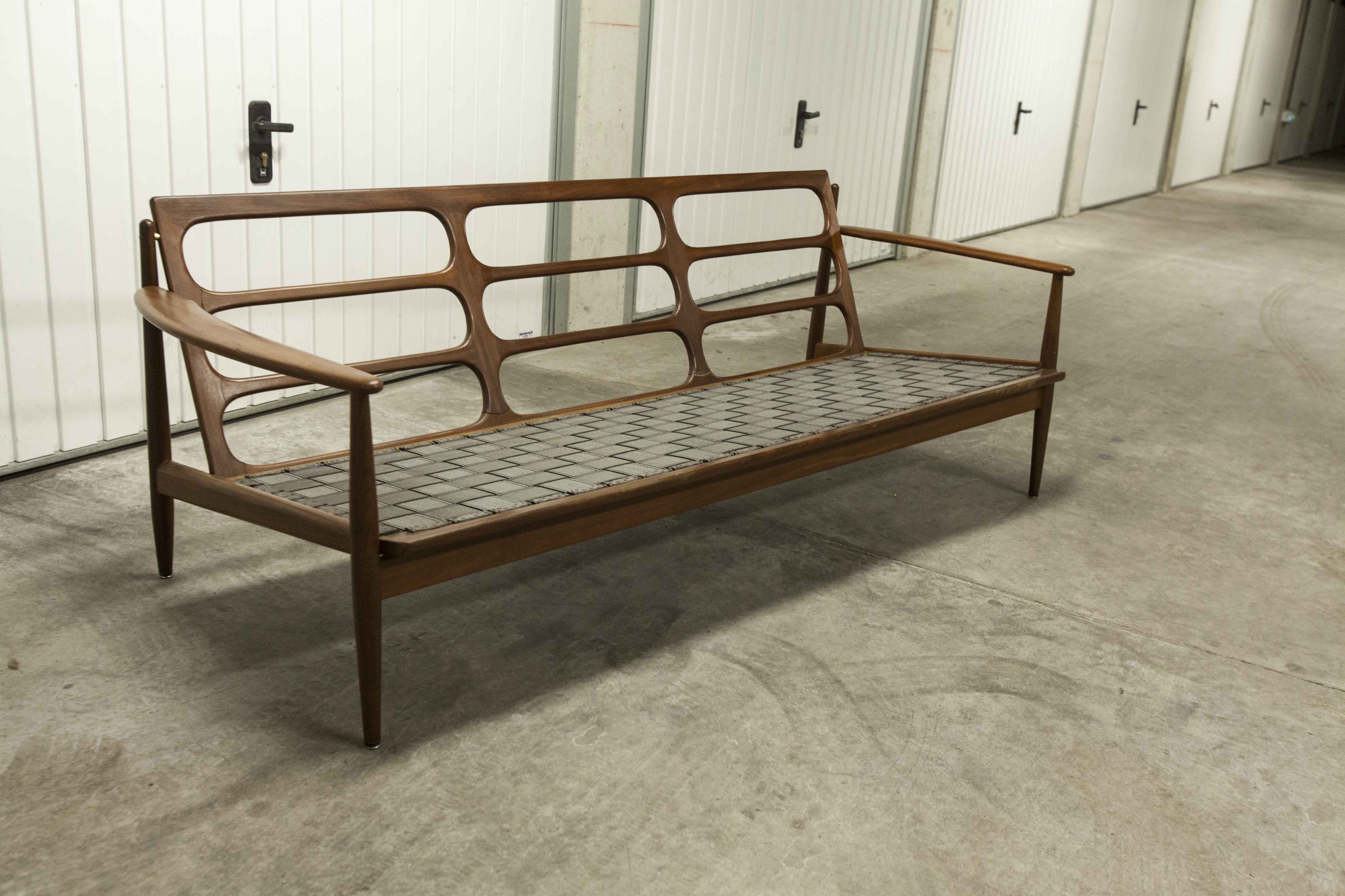Scandinavian sofa 3 places in teak 1960 restored