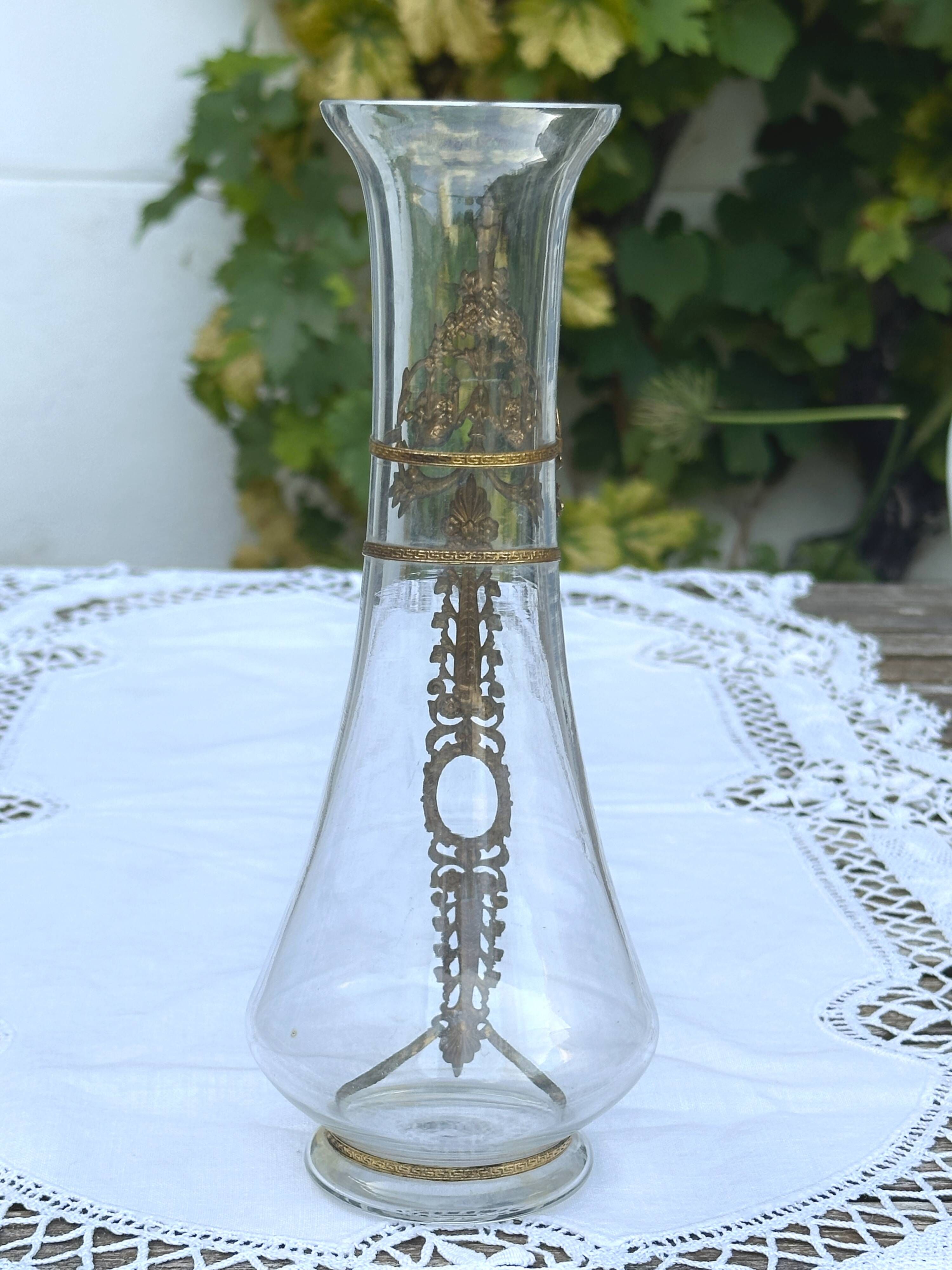 Antique Napoléon III vase in glass and gilded brass