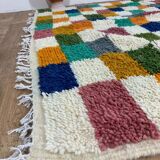 Handcrafted moroccan berber rug 213 x 160 cm