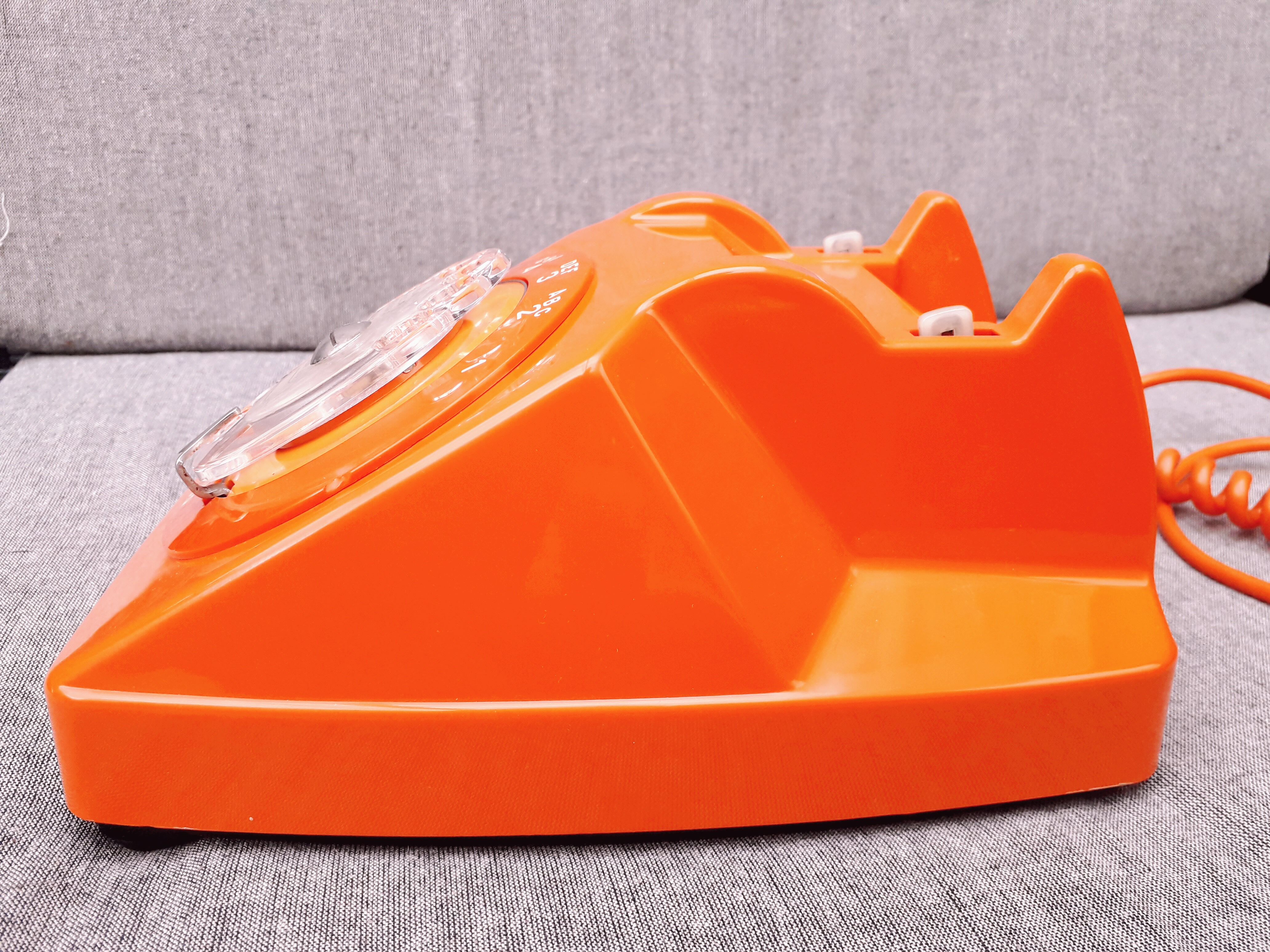 Phone orange vintage s63 socotel with dial