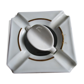 Pullivuyt ashtray