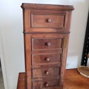 Antique sideboard with 1 drawer and 1 trompe l'oeil drawer door
