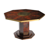 Table octogonale de Jean Claude Mahey en loupe et laiton