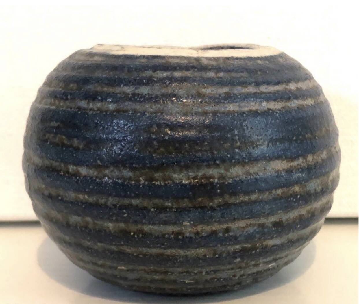 Vase en céramique bleu