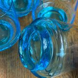 Six verres en verre bleu turquoise