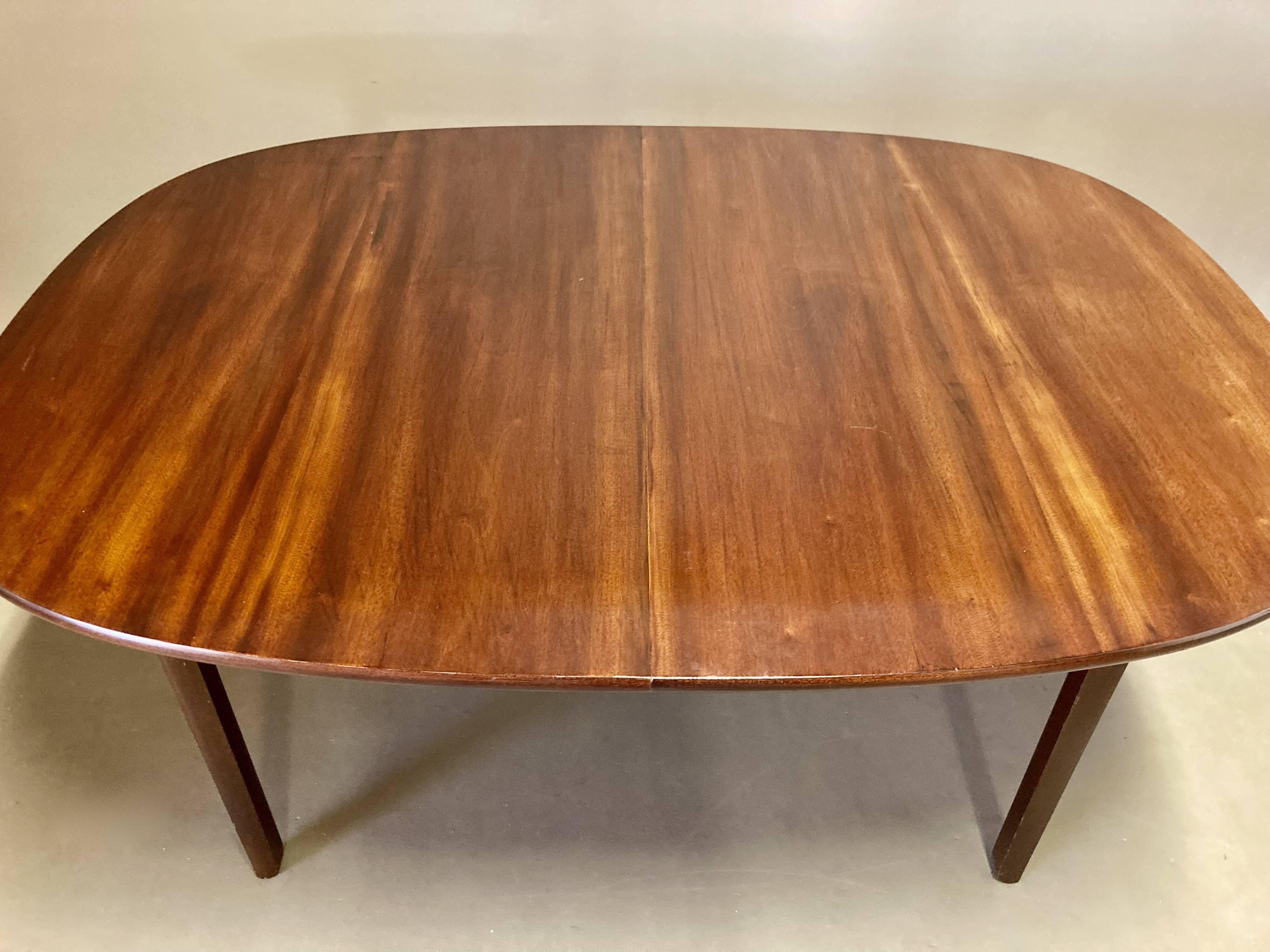Rosewood high table Scandinavian design "Ole Wanscher" 1950.