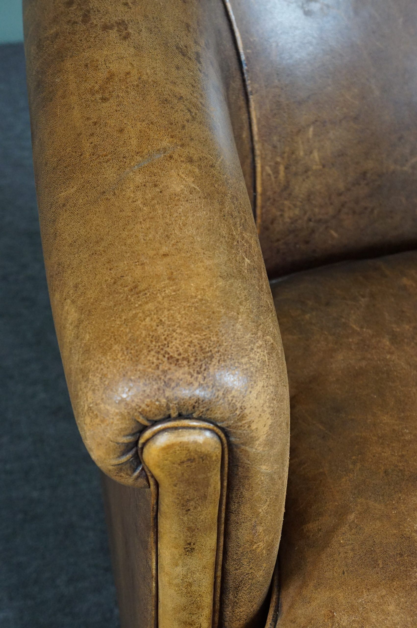 Club armchair in sheepskin