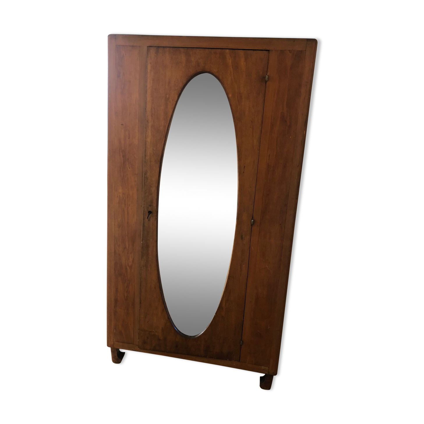 Wardrobe with beveled mirror