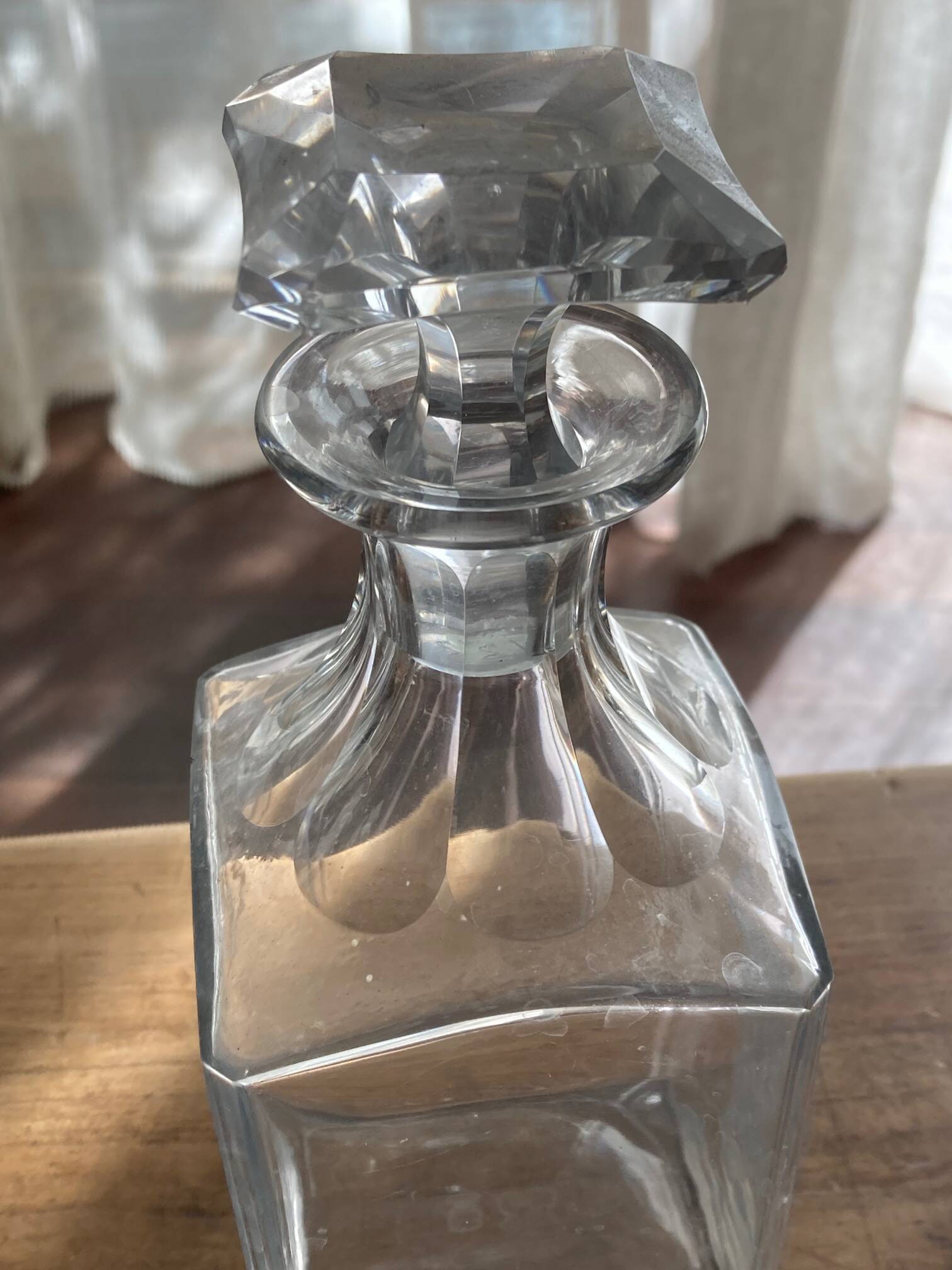 Crystal carafes with stoppers