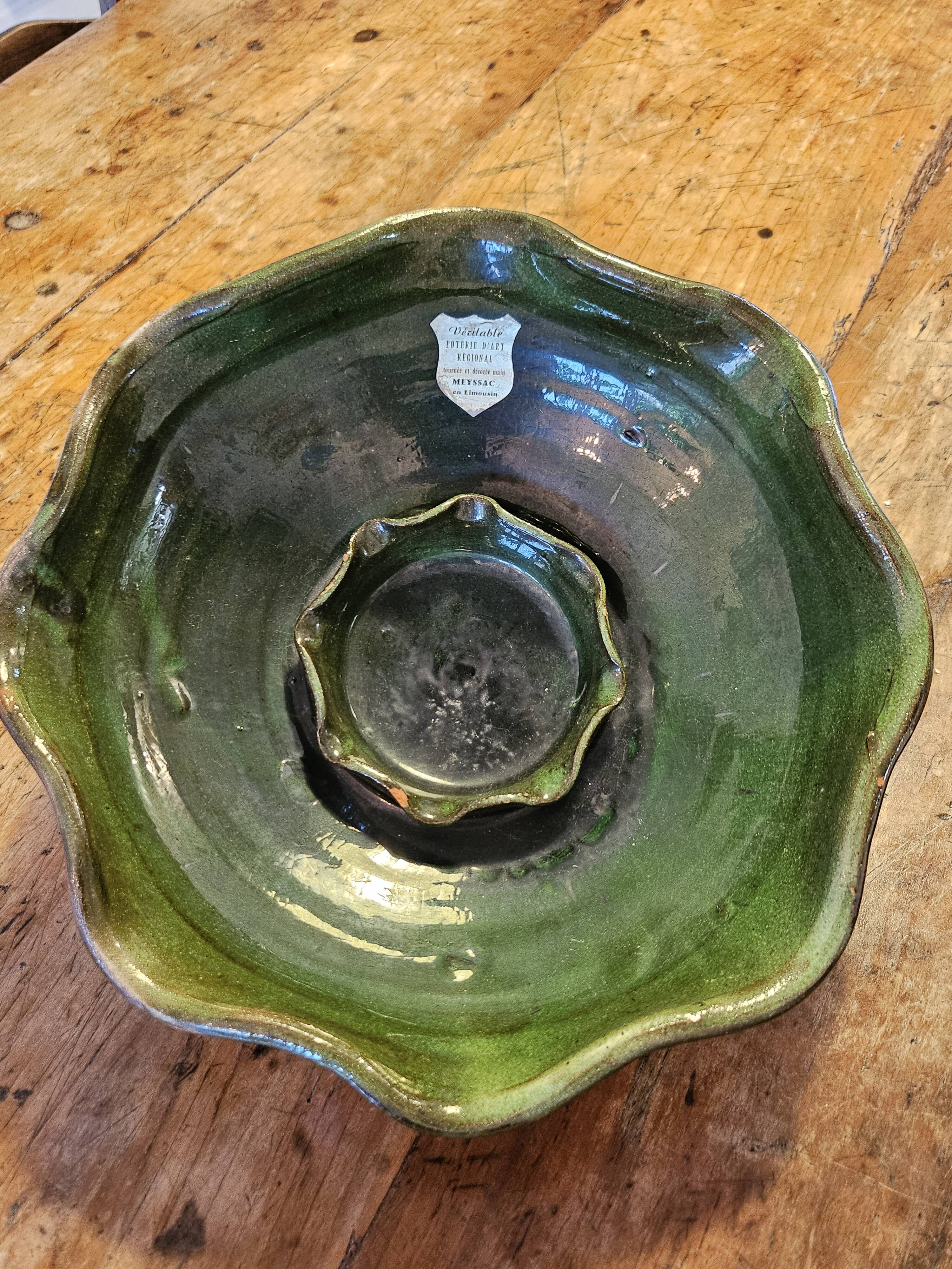 Green glazed terracotta poly-lobed bowl — Meyssac Art Pottery