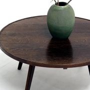 Table basse rurale à l'architecture contemporaine, bois de wengé massif