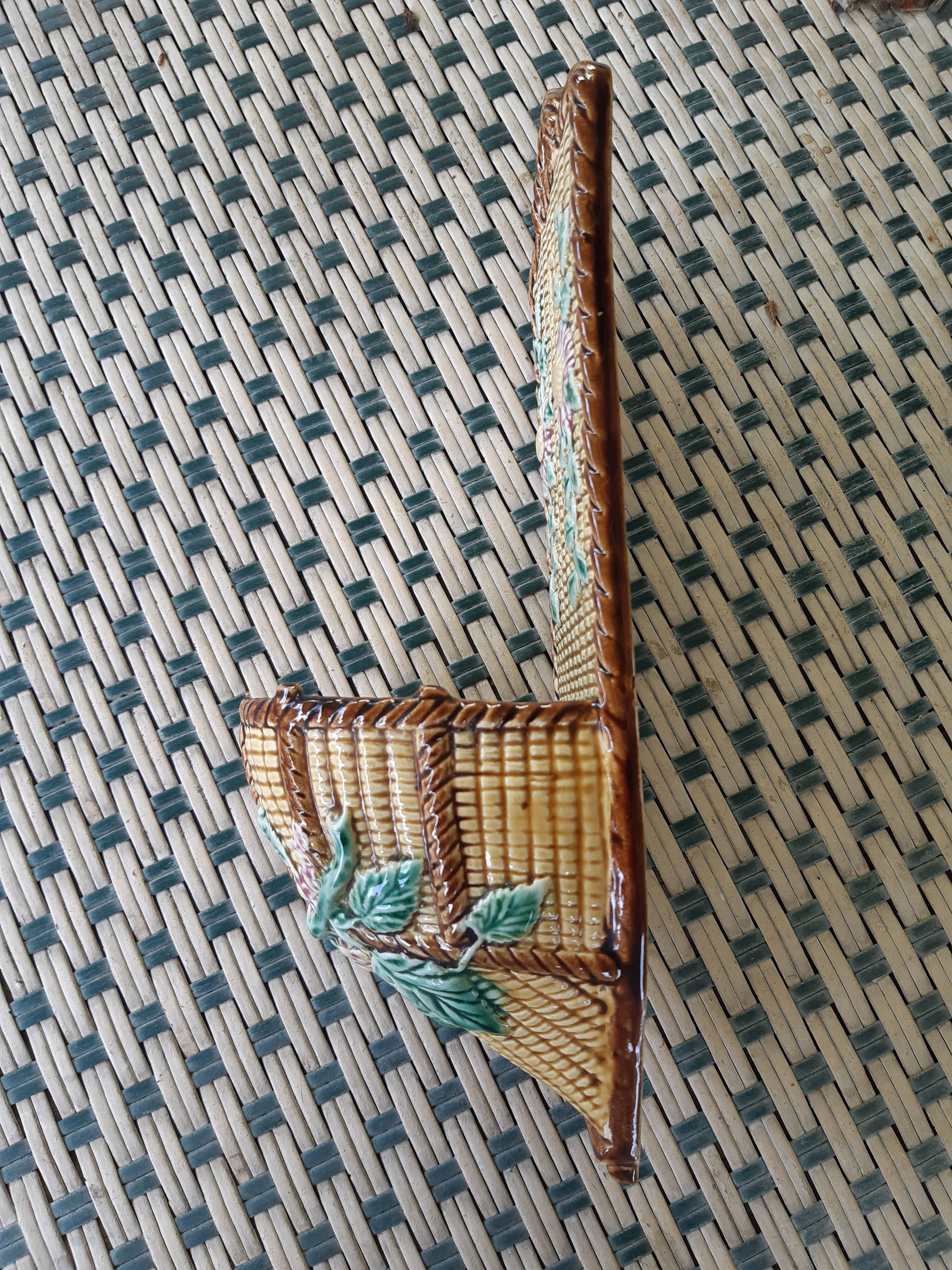 Bouquetiere barbotine
