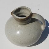 Pitcher Jean Austruy in sandstone