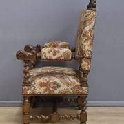 Ornamental armchair in oak, Louis XIII style – Early 20th century