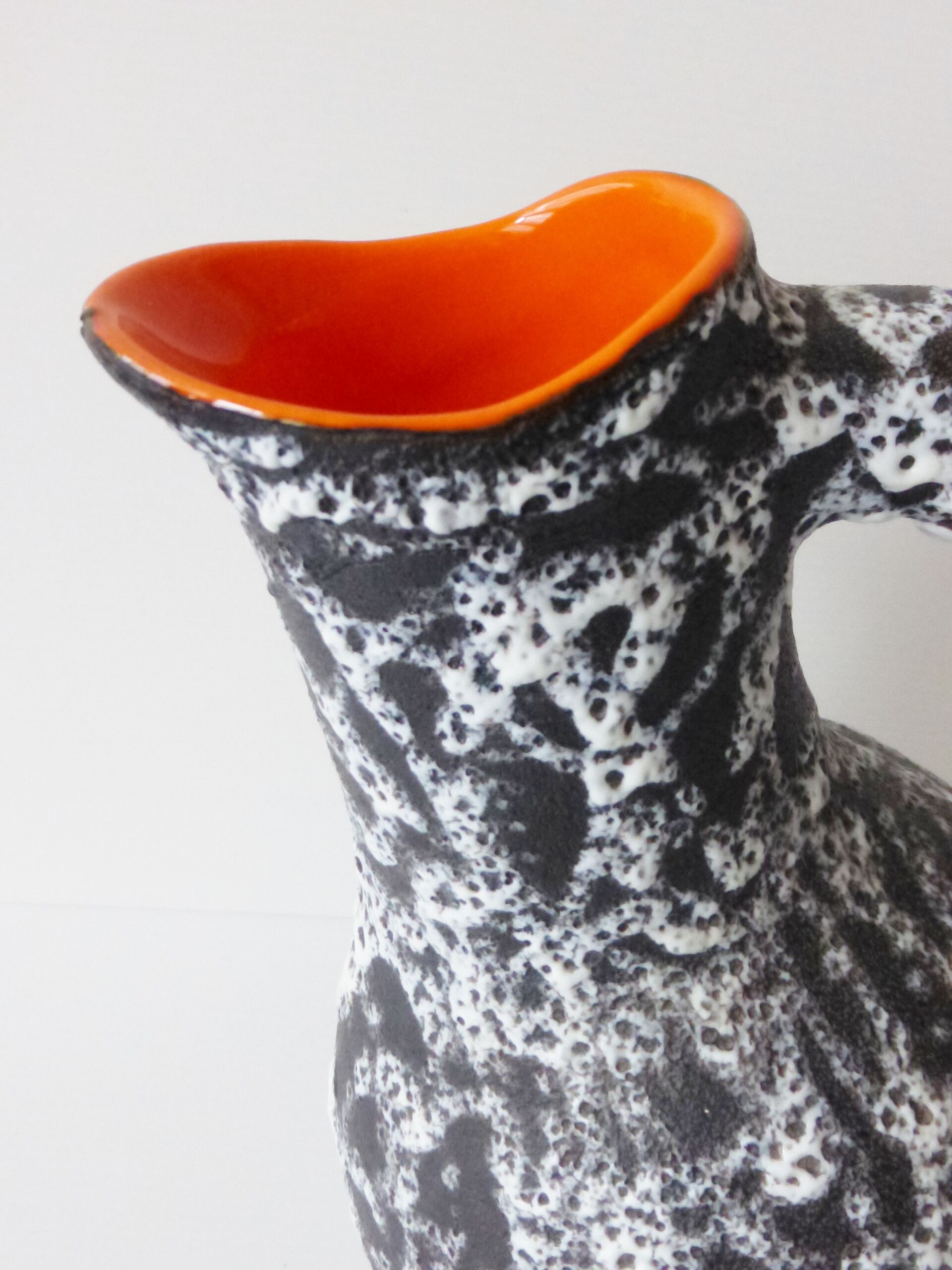 Pitcher vase ceramic way wash & orange 1950 1960 vintage 50's 60's