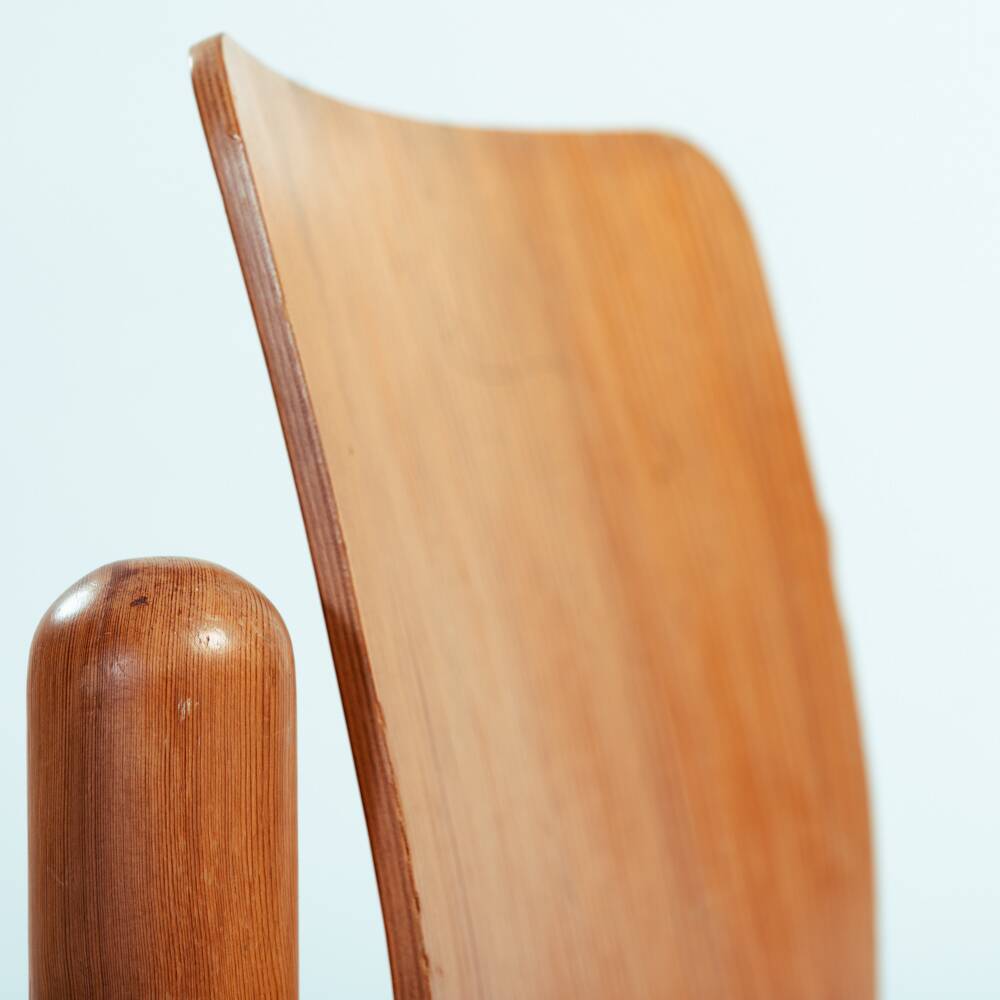 2 Knud Friis & Elmar Moltke Nielsen (Friis & Moltke) Pine dining Chairs