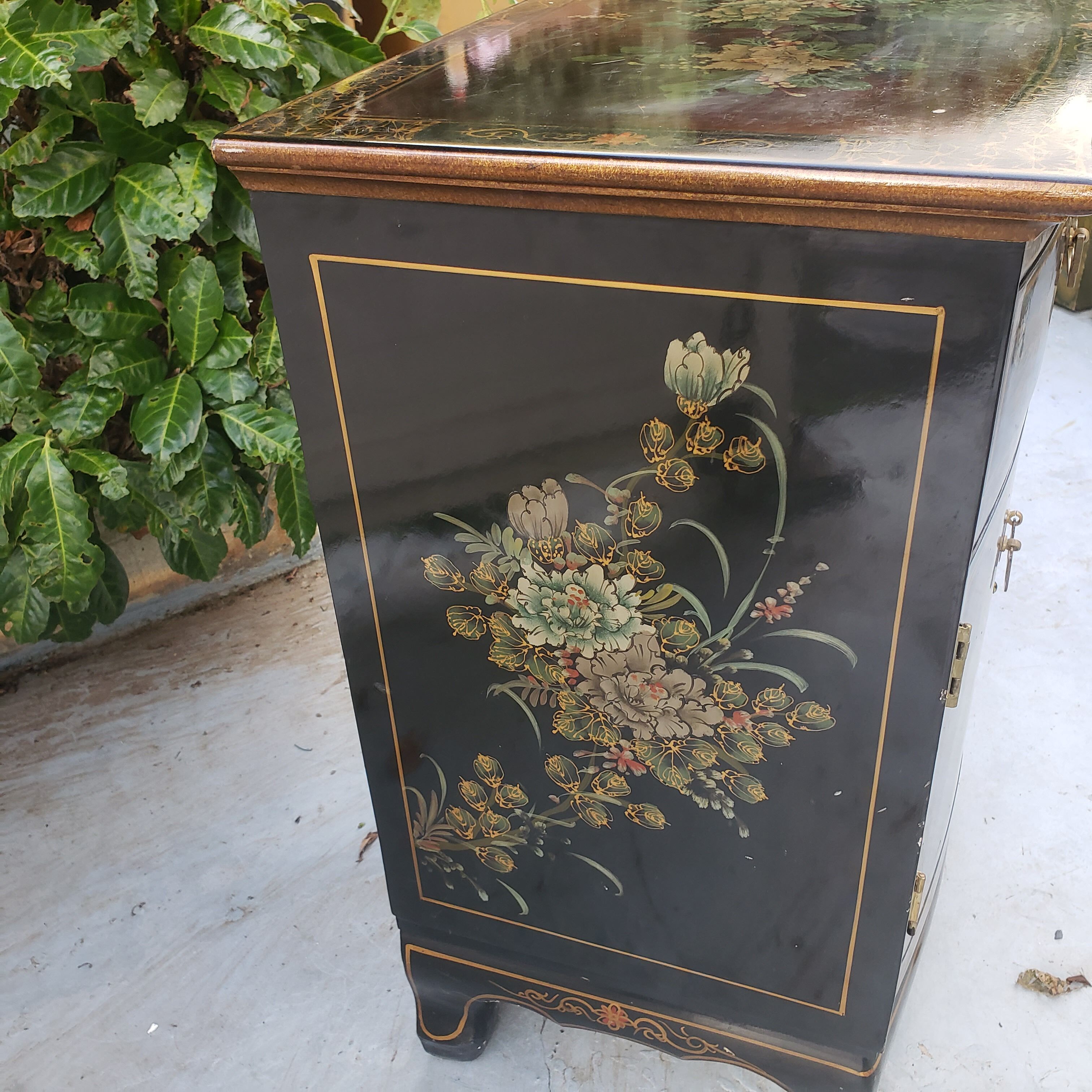 Chinese chest of drawers