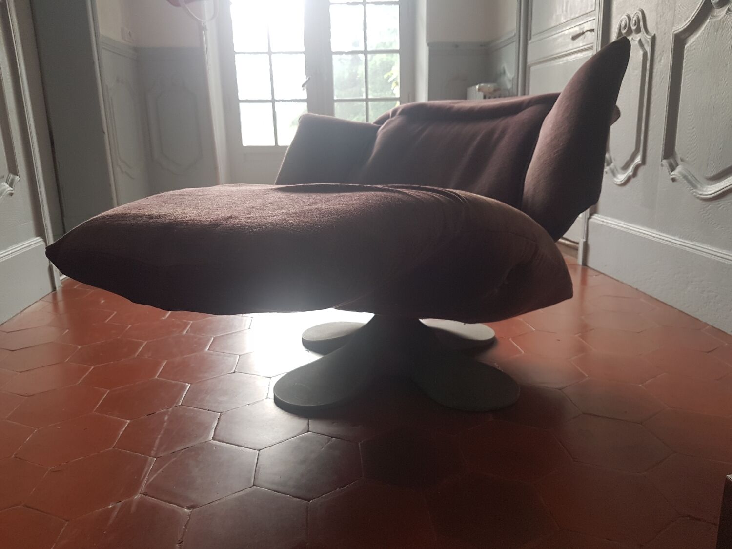 Le Paresseux armchair by Pascal Mourgue, Ligne Roset