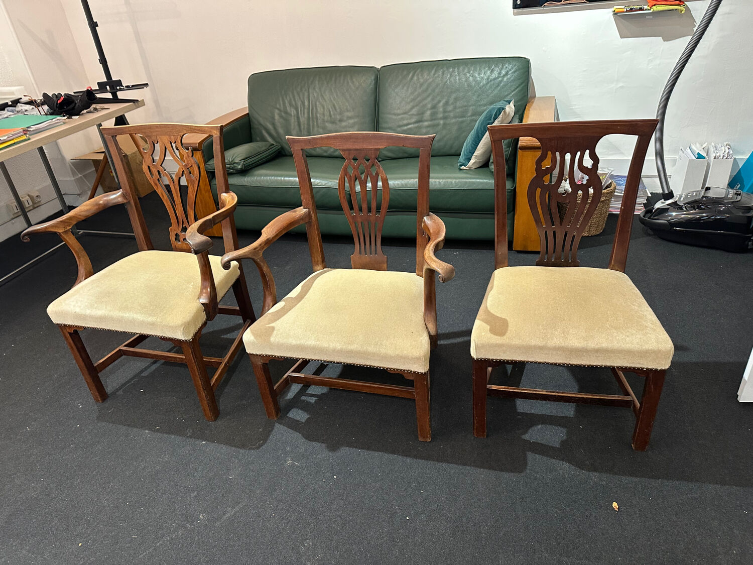 English dining chairs – Carver chairs – Hepplewhite style