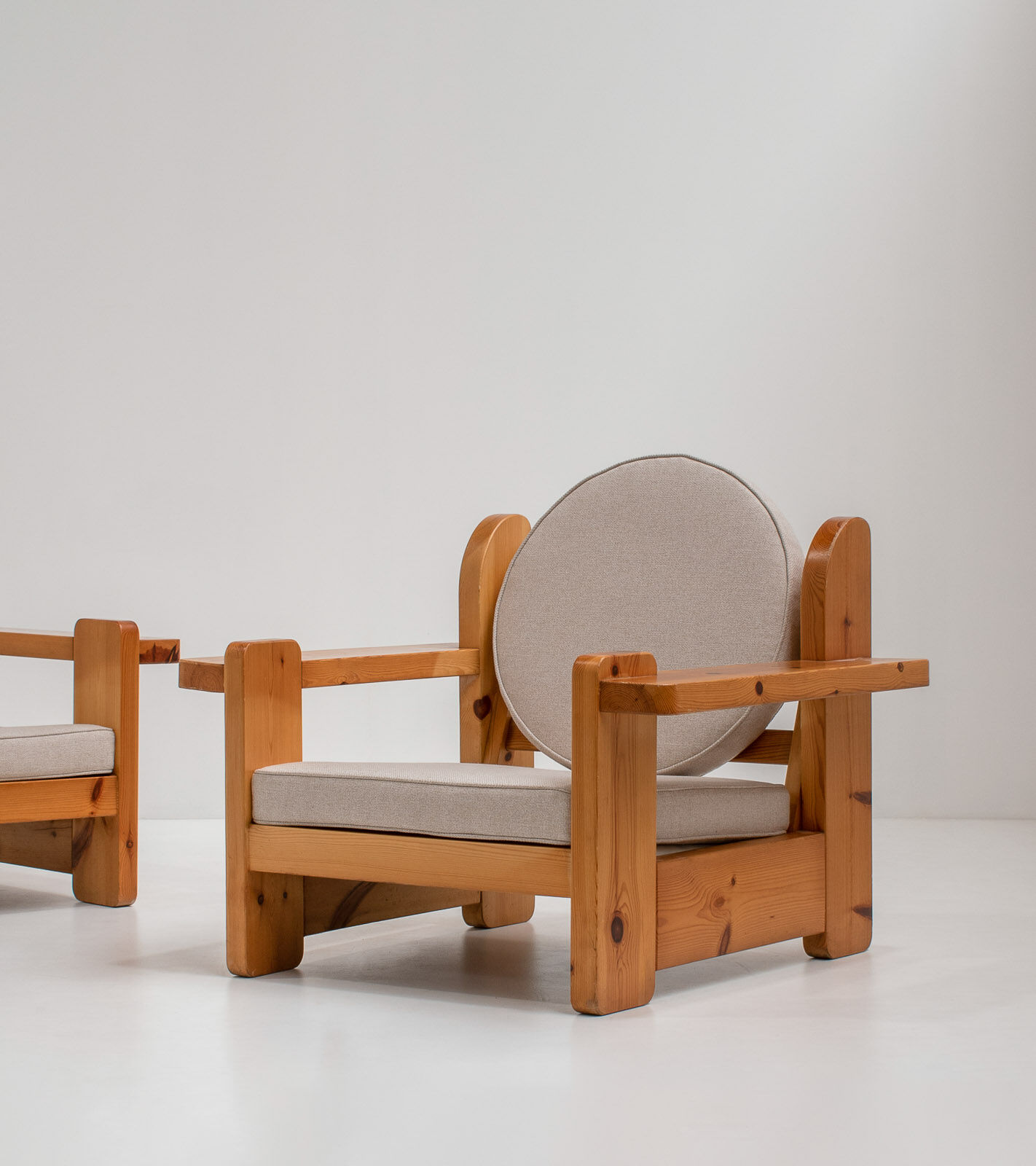 Pair of solid pine lounge chairs, italy 1970s
