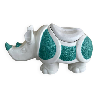 Rare rhinoceros soup tureen statuette