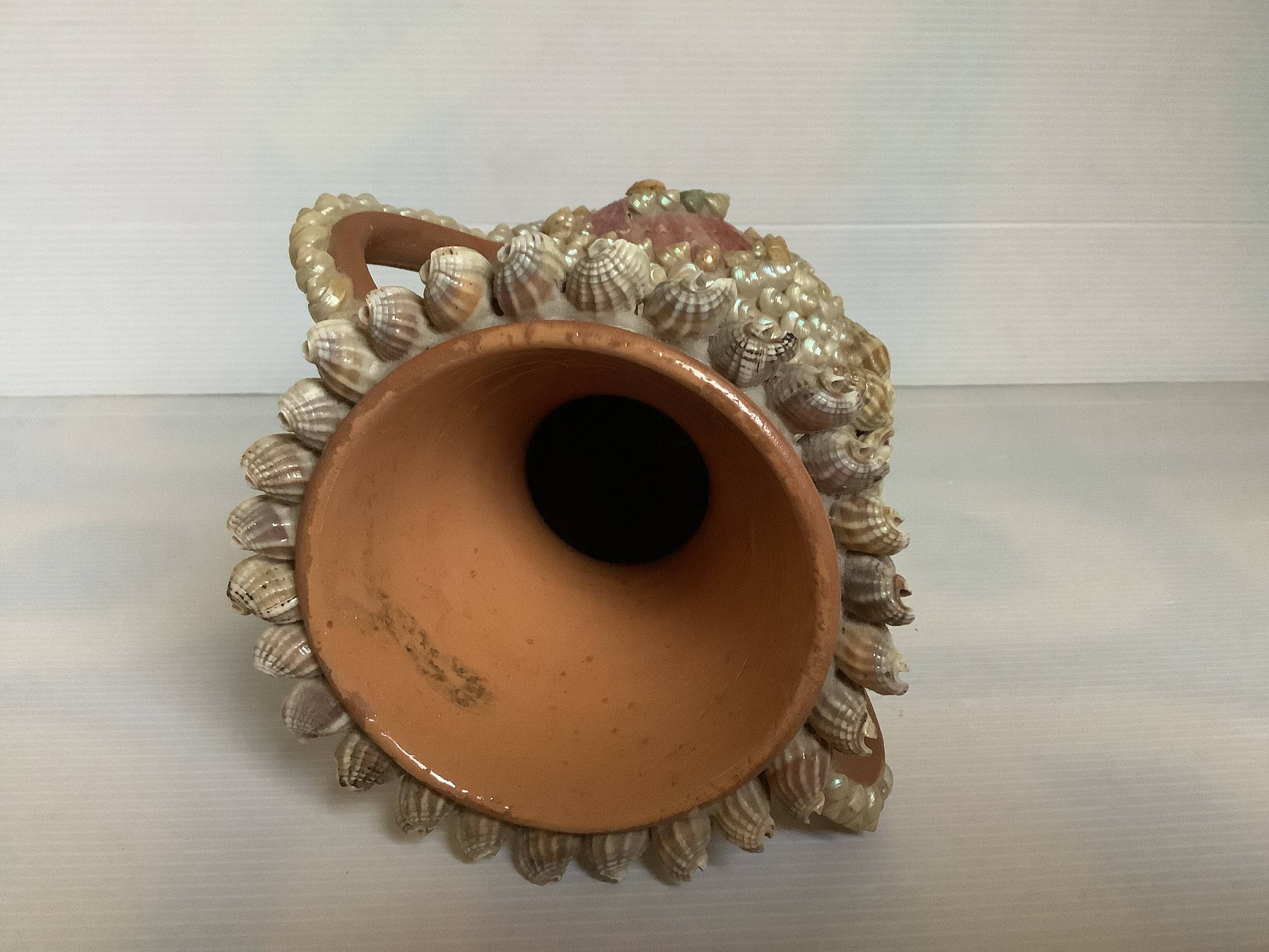 Shell vase folk art