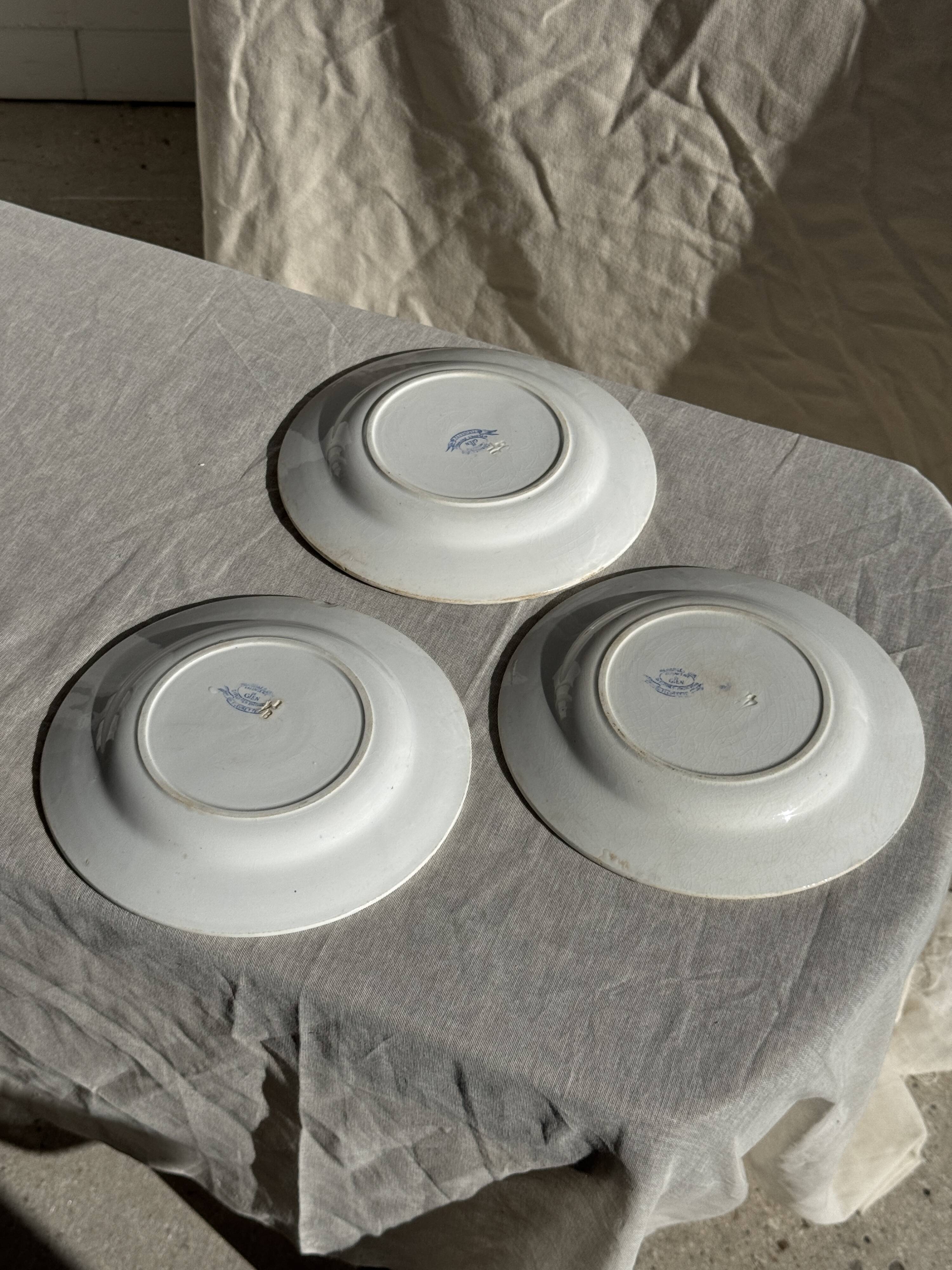 Set of 3 blue plates from Gien pottery, Fleurette model, D22.5.