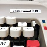 Machine à écrire underwood 319