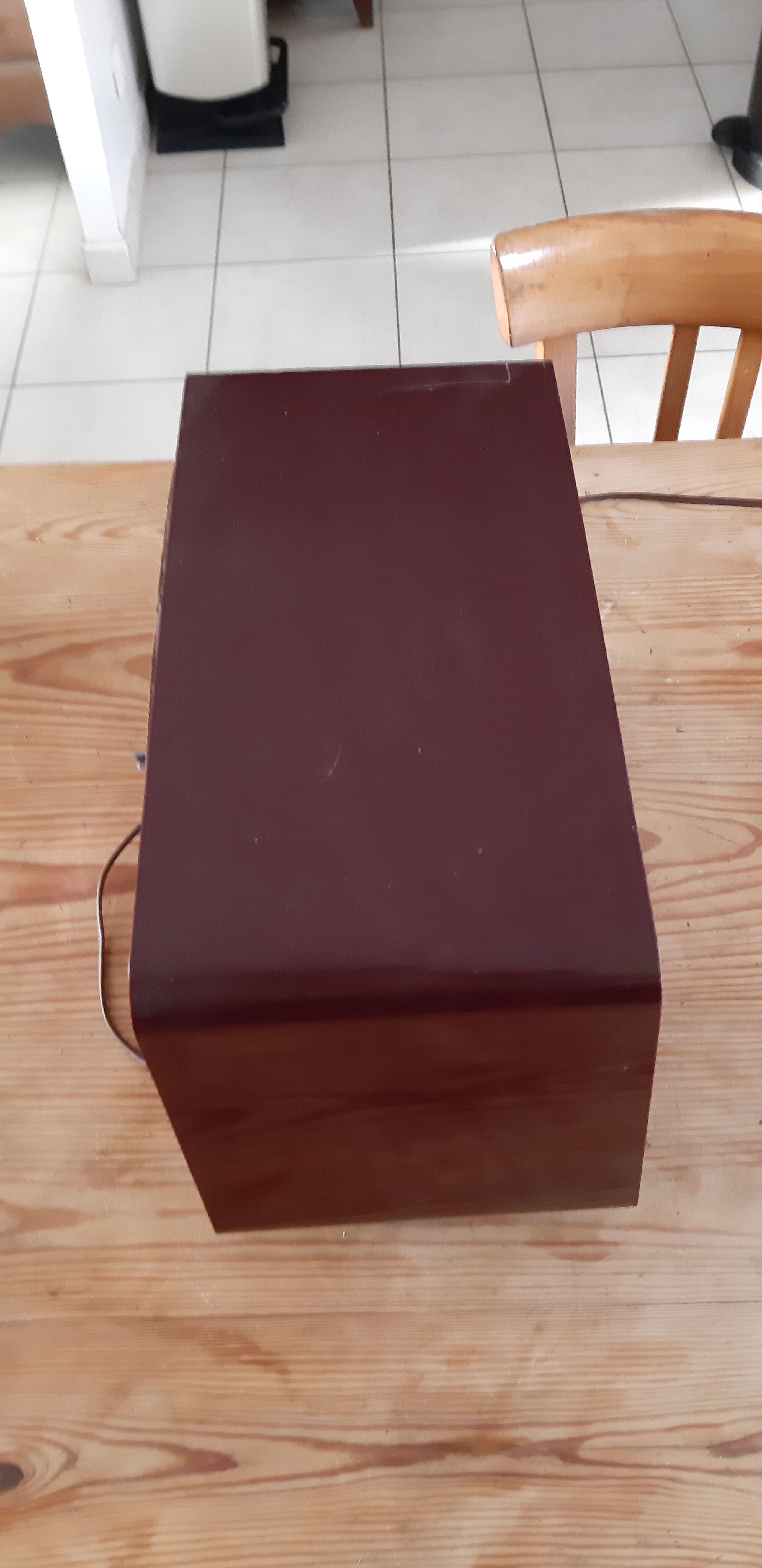Philips vintage radio in bakelite