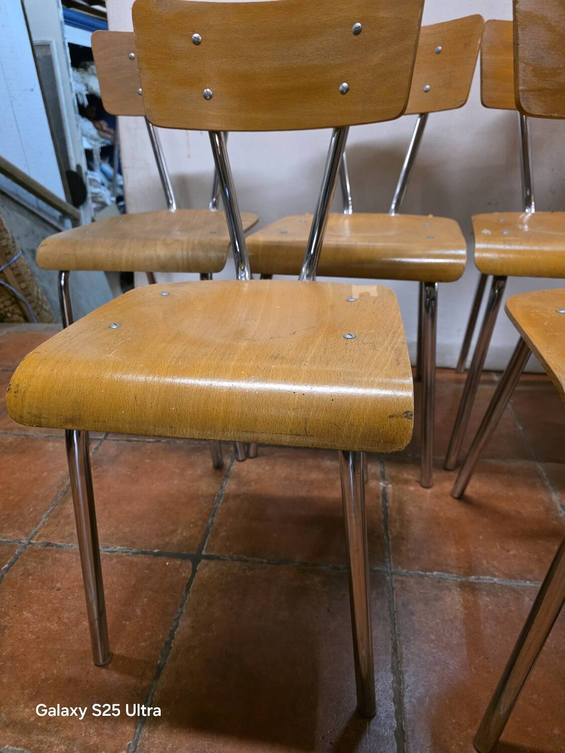 7 vintage school chairs in chrome metal from the 1970s