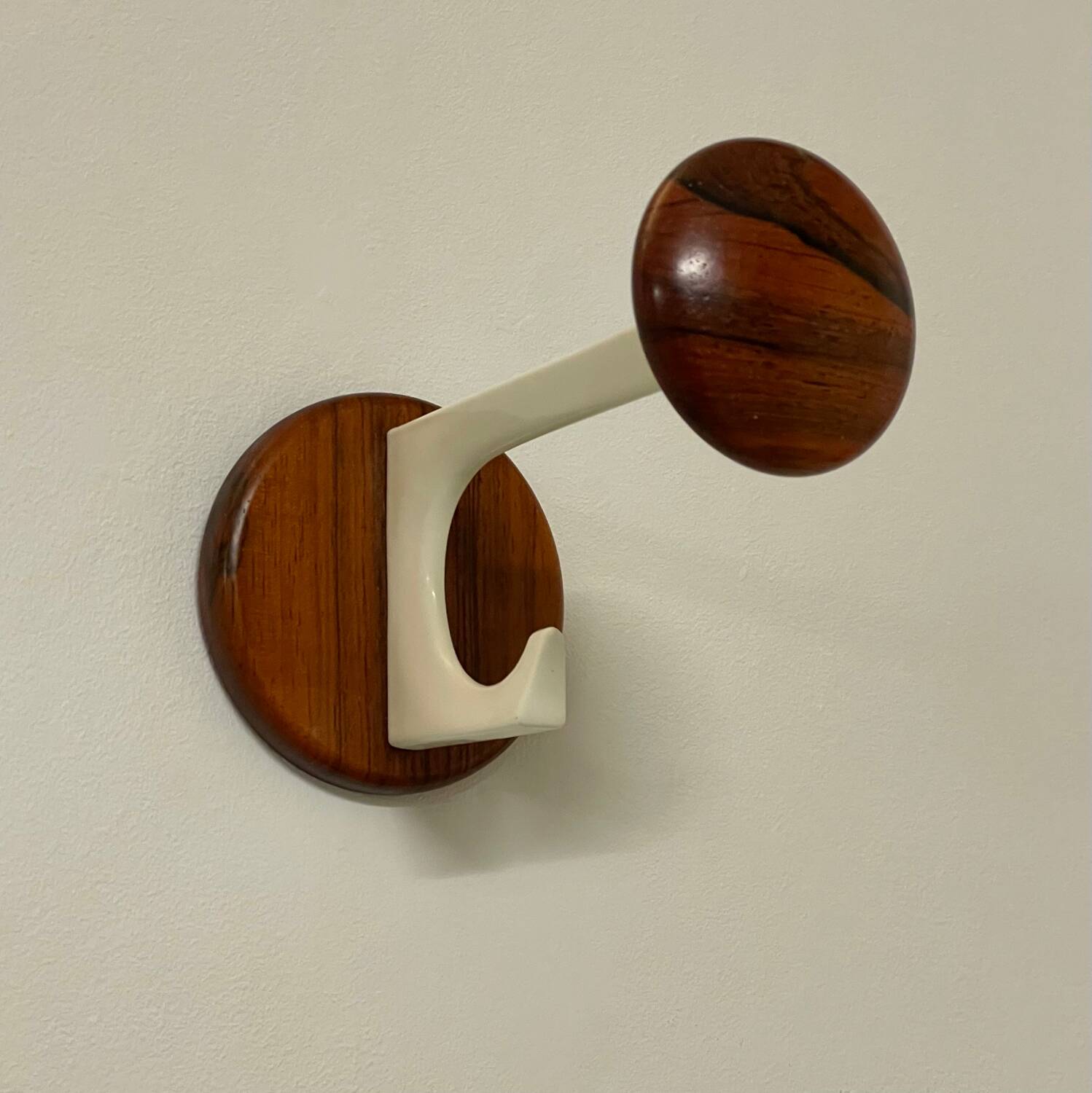 Patère danoise en palissandre, 1950