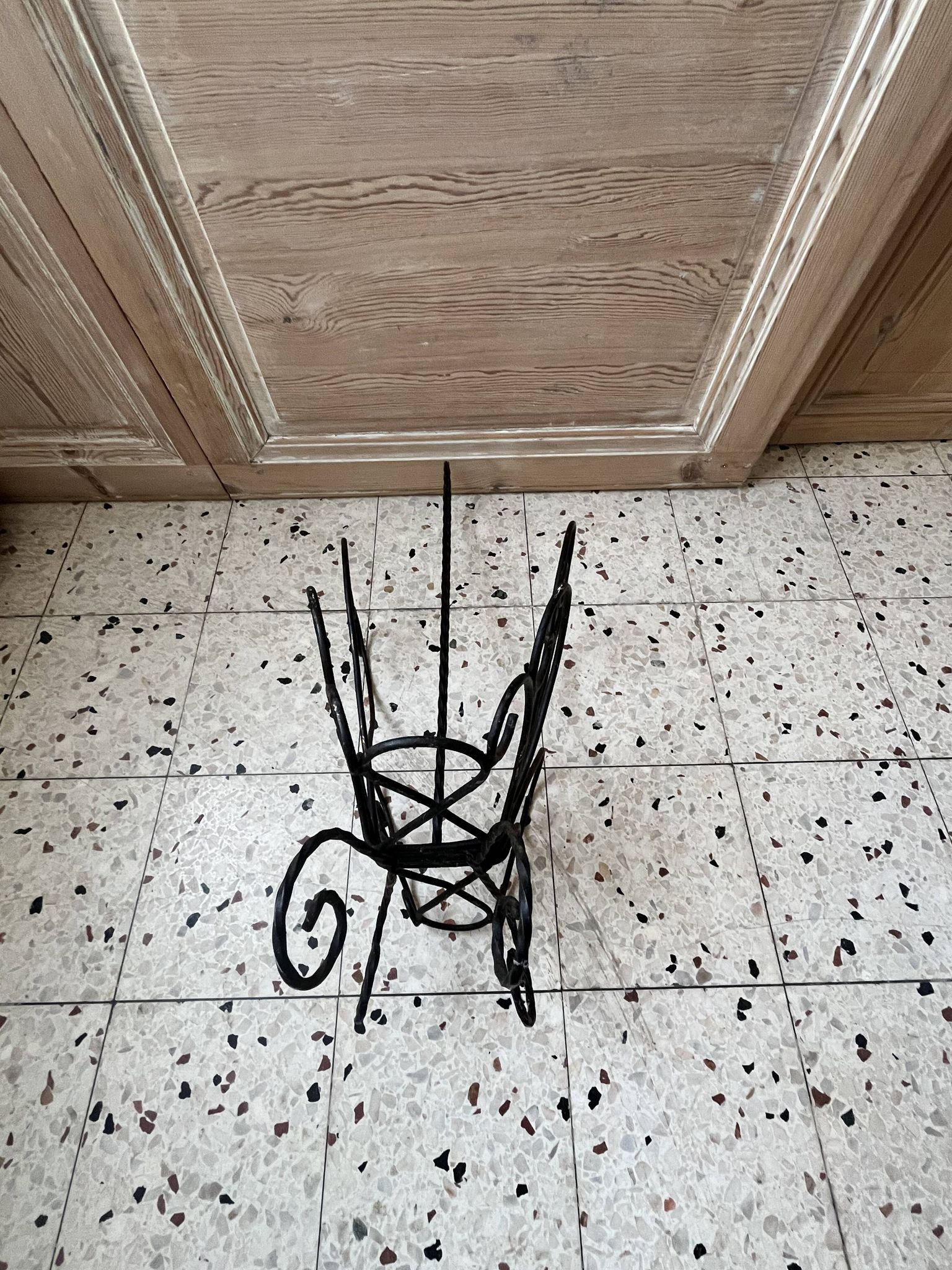 Wrought iron magazine rack