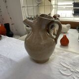 Carafe en grès beige