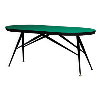 Table basse italienne des années 1950/60 avec pieds en cuivre et plateau vert