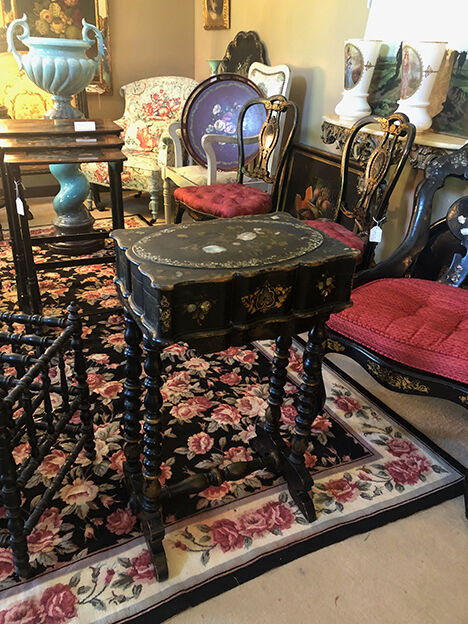 Napoleon III worker in blackened wood gilded