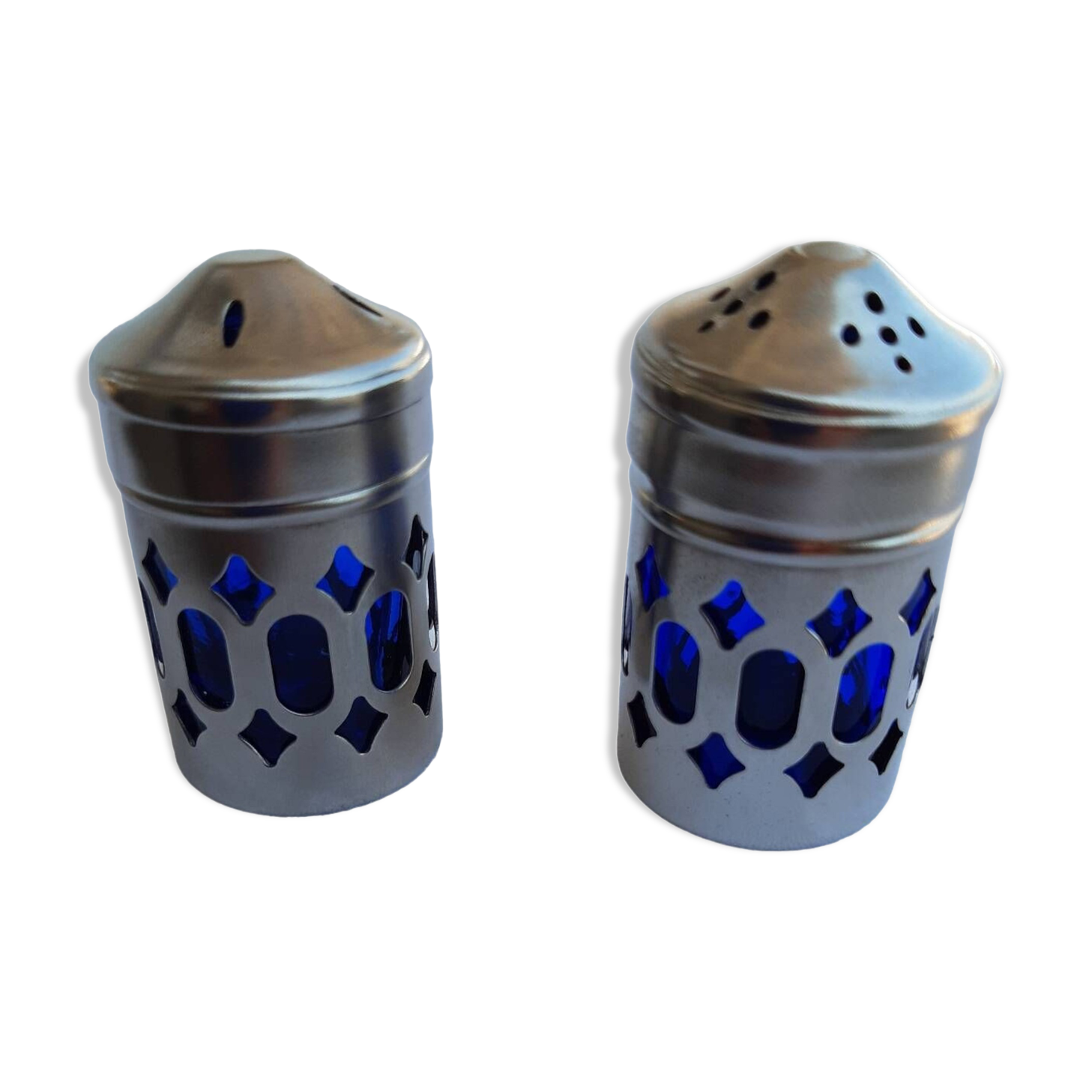 Salt and pepper shakers from the 1930s