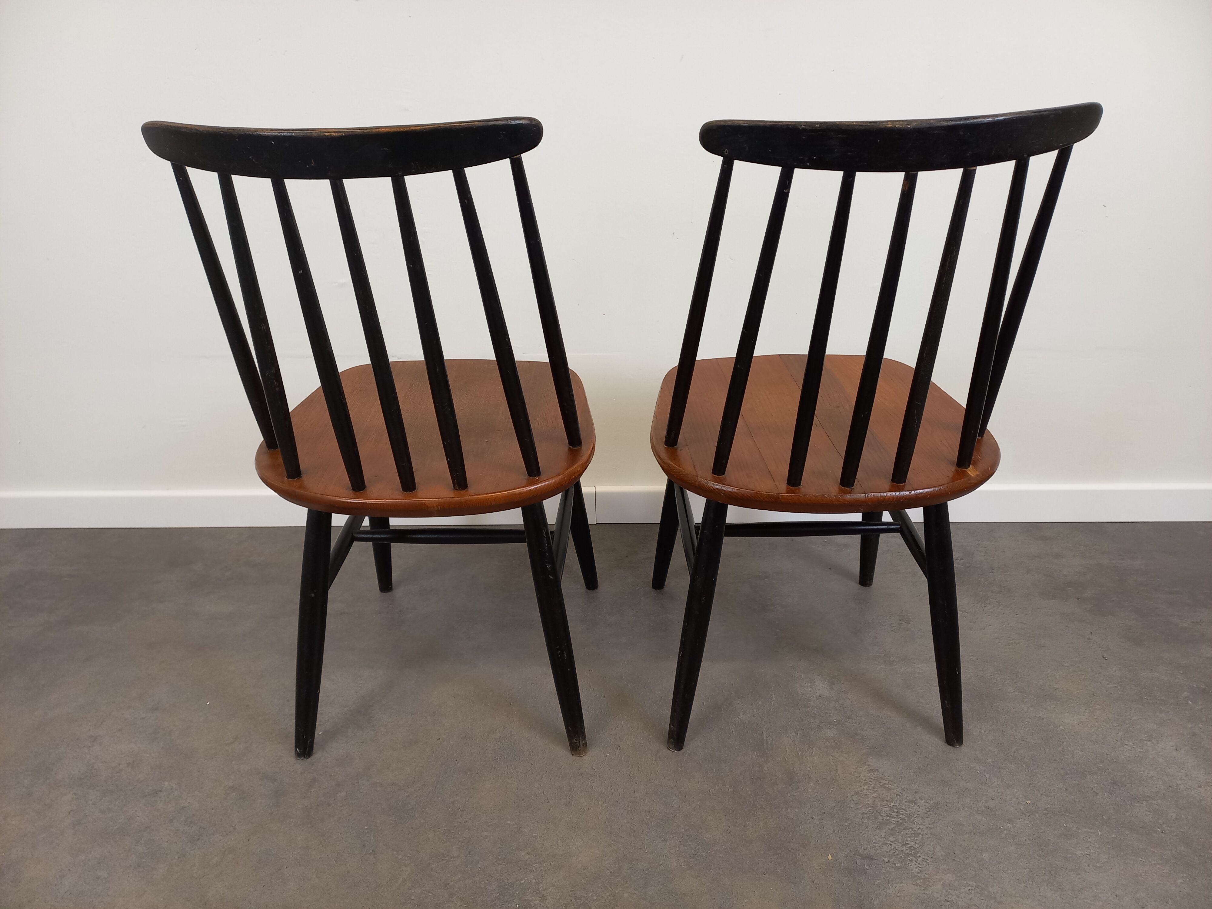 Pair of Scandinavian chairs